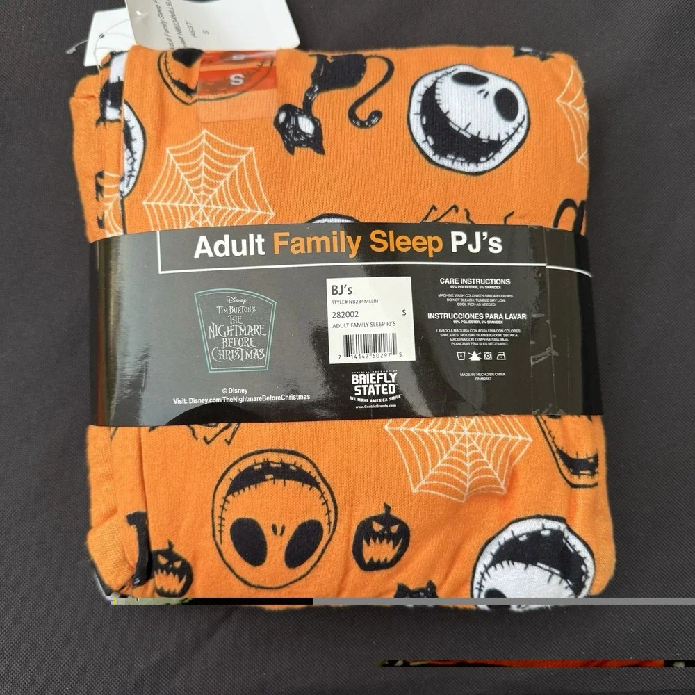 Halloween Disney The Nighmare Before Christmas Adult‎ Family UNISEX Small Pjs - Picture 2 of 3